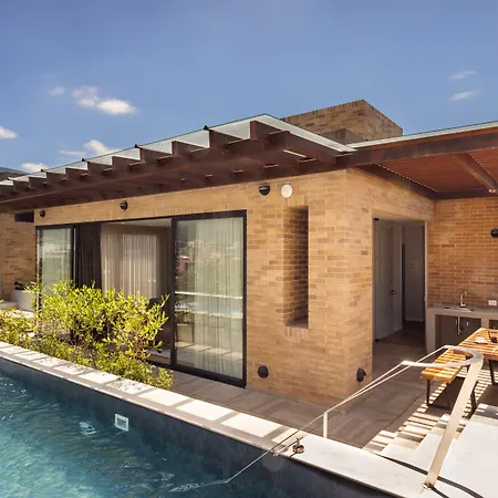 Cassa Luxury Homes-2
